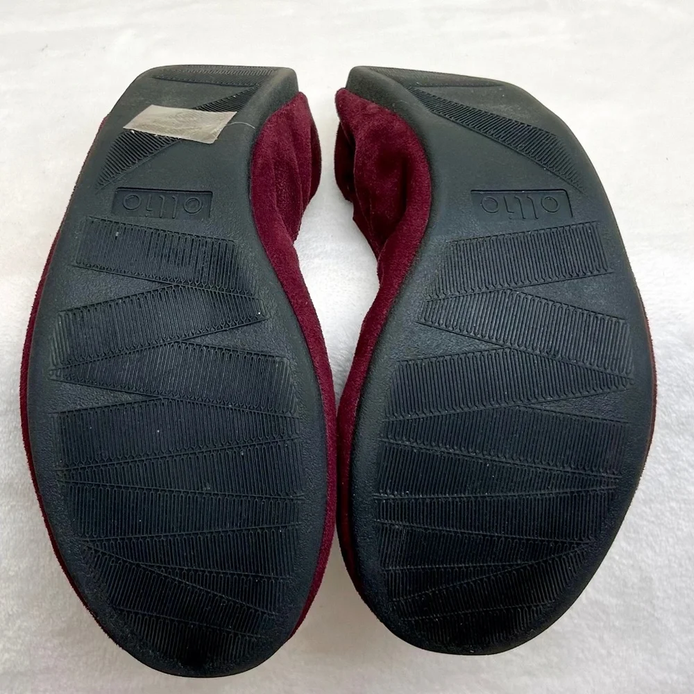 Ollio Burgundy Faux Suede Decorative Flower Slip On Comfort Ballet Flat Size 8 - Picture 6 of 9